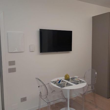 Monolocale Cairoli 18 Apartman Fiorenzuola dʼArda Kültér fotó