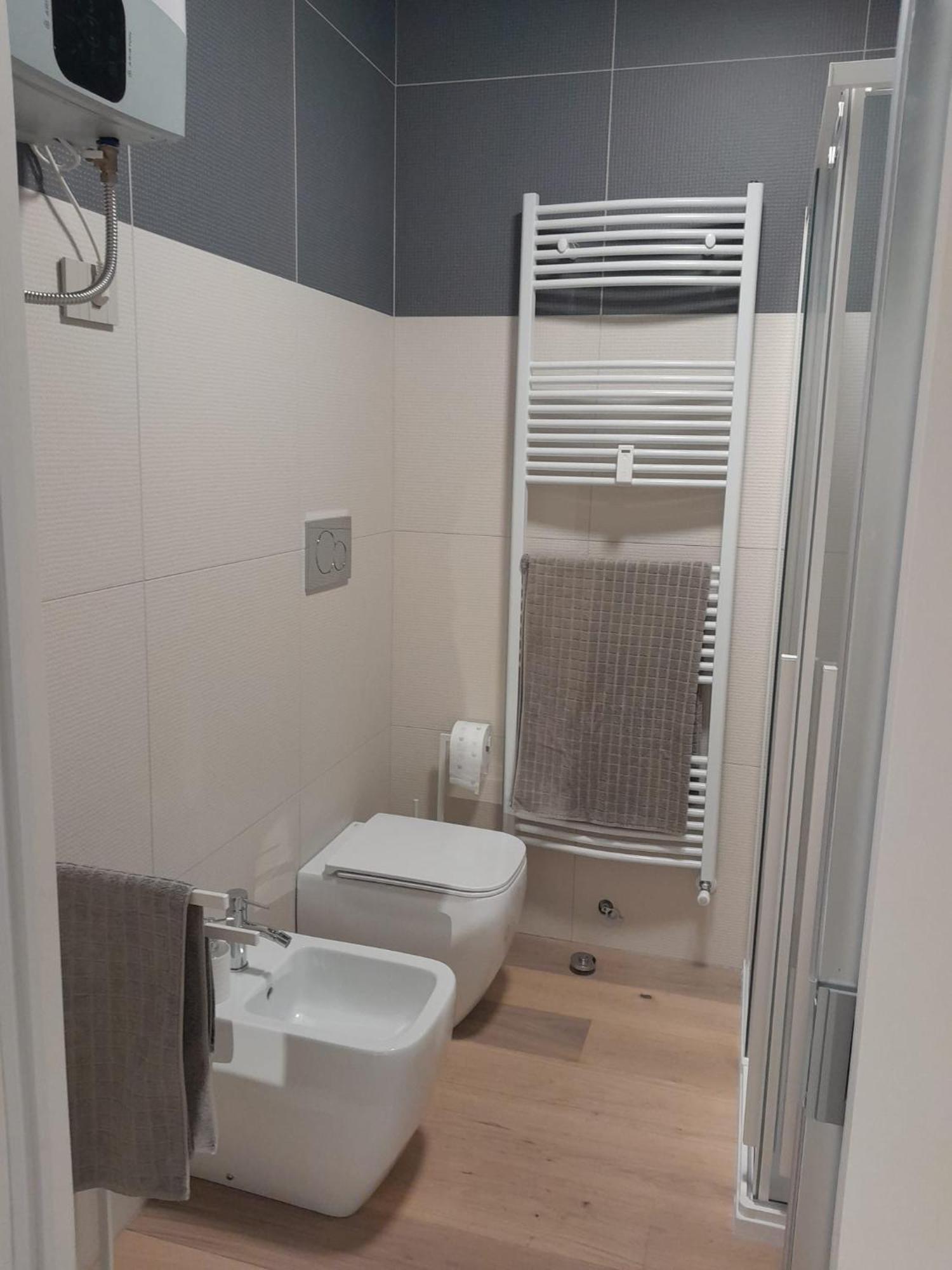Monolocale Cairoli 18 Apartman Fiorenzuola dʼArda Kültér fotó